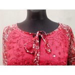 Blúzka s bordovou potlačou